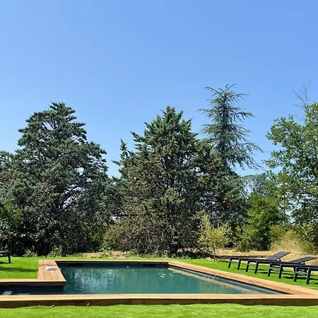 Les Roques * Saint-Vincent-Rive-dʼOlt