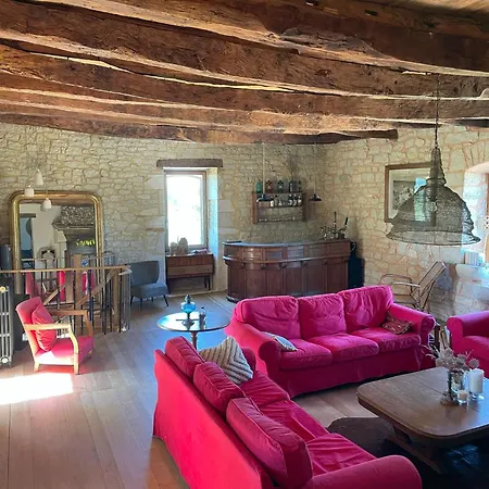 Willa Les Roques Saint-Vincent-Rive-dʼOlt
