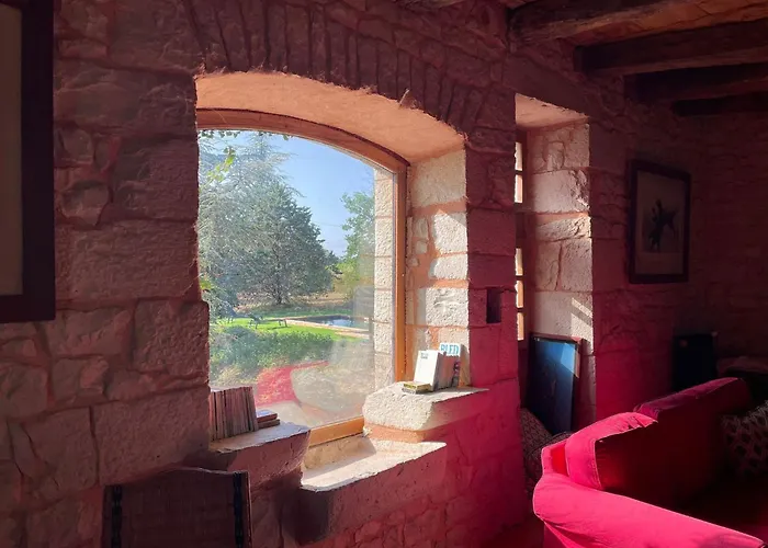 Villa Les Roques Saint-Vincent-Rive-dʼOlt