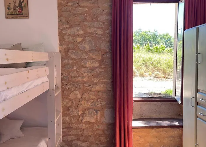 Les Roques * Saint-Vincent-Rive-dʼOlt