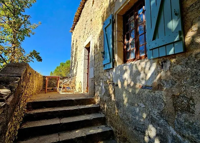 Les Roques Villa Saint-Vincent-Rive-dʼOlt