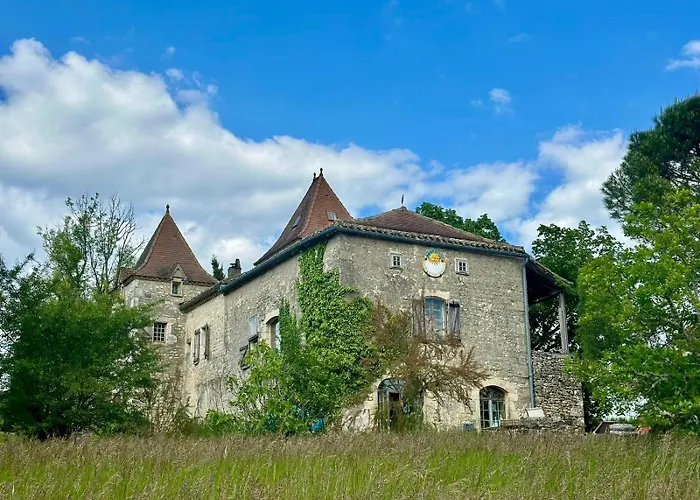 Les Roques Saint-Vincent-Rive-dʼOlt